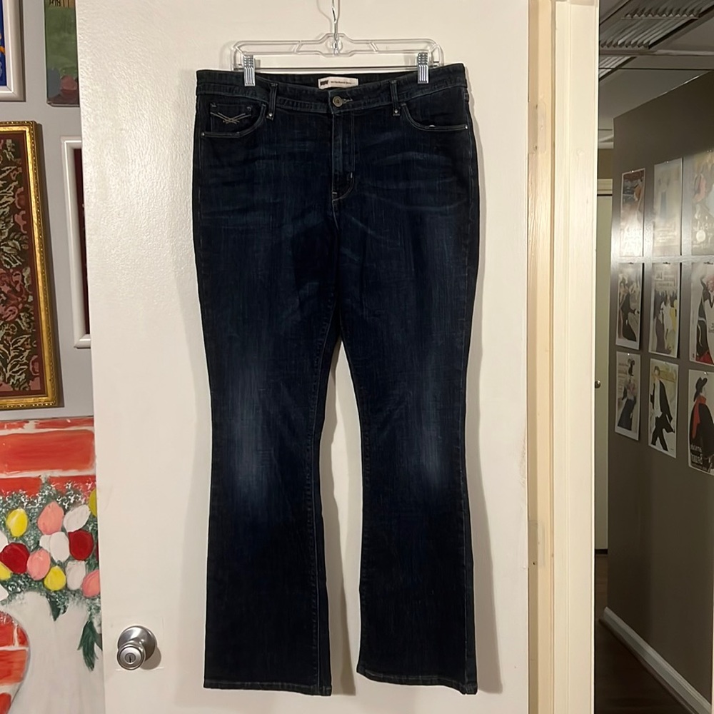 Levi’s mid rise bootcut skinny jeans